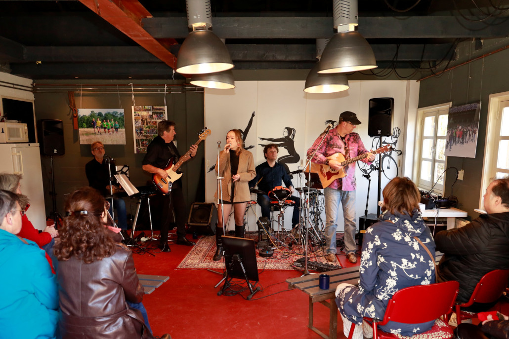 20260315_gluren_slightly_different_03